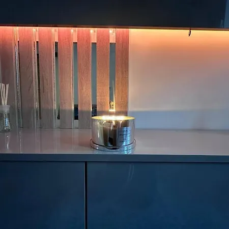 Cozy 1 Bedroom Apartment-3